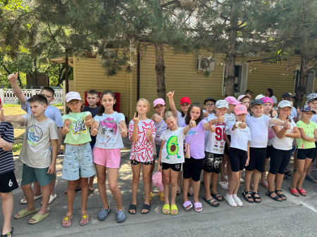 Торжественная линейка, посвященная открытию второй смены!